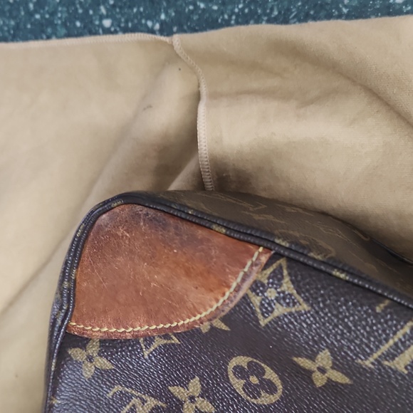 Automatic used Louis Vuitton brown Monogram Boulogne 35 shoulder bag - Picture 8 of 16